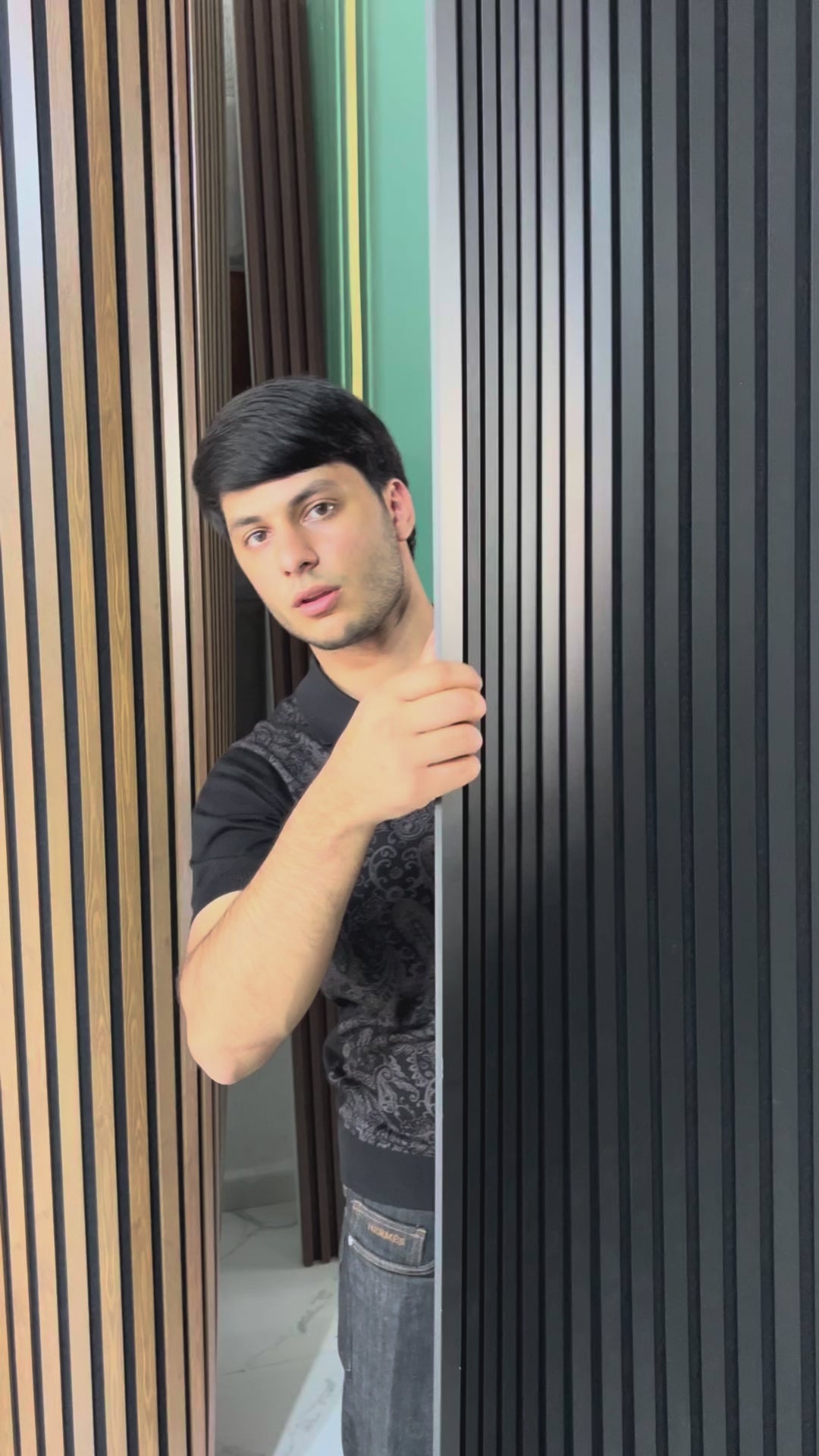 Videoyu yükle {{ açıklama }}